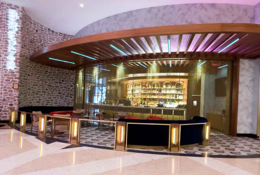 Brezza Bar
