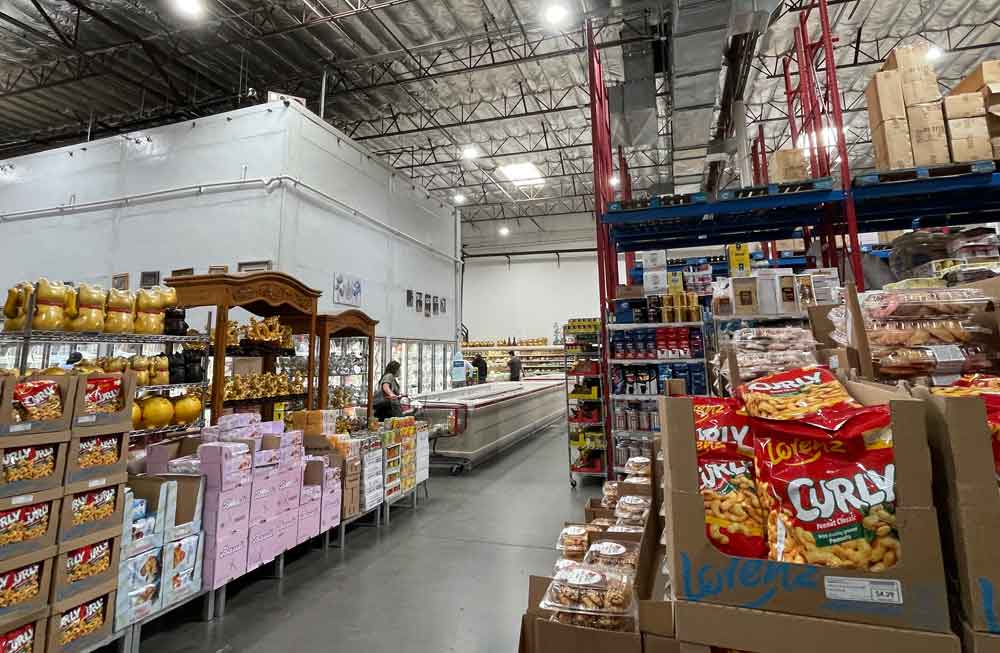 International Marketplace Inside