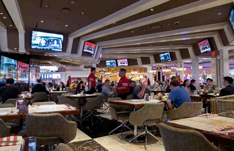 Wynn Charlies Inside