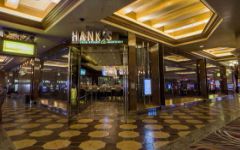 Hank's Fine Steaks & Martinis
